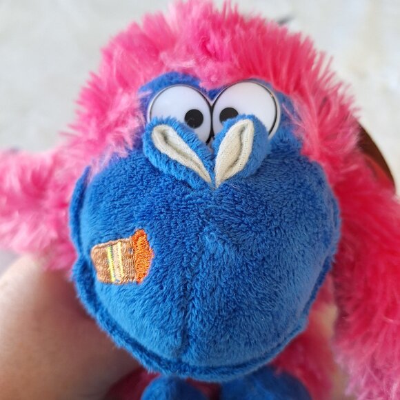 Krazy Monkeys - Makes Monkey Sound When Pressed - Pink/Blue Suction Cup Hands - Picture 8 of 11